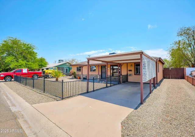 Photo 3 of Sale Pending at 3027 W Luke Ave, Phoenix, AZ 85017 | MLS# 7032062 | Listing updated on 2026-10-07