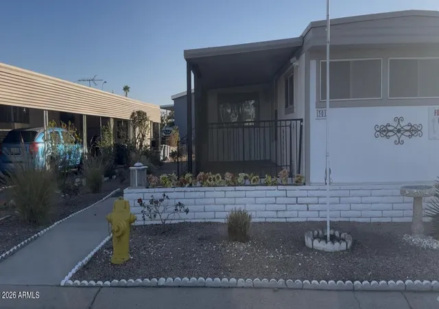 Photo 1 of Manufactured home for sale at 2609 W Southern Ave #301, Tempe, AZ 85282 | MLS# 7075705 | Listing updated on 2026-09-04