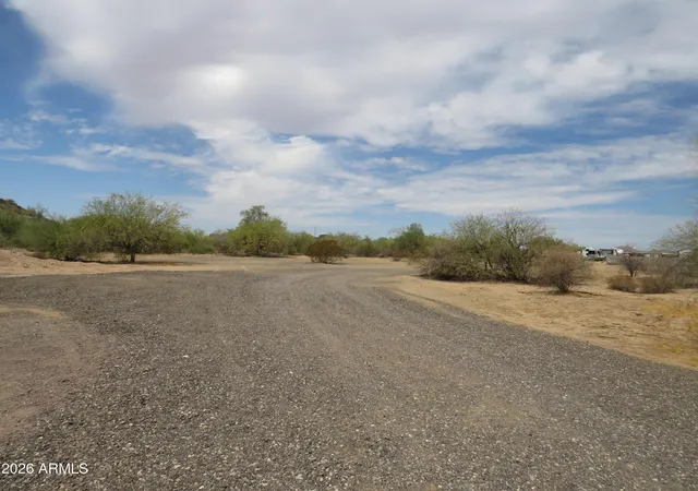 Photo 3 of Land for sale at 0 W Desert Vista Trl #'-', Surprise, AZ 85387 | MLS# 7033092 | Listing updated on 2026-09-03