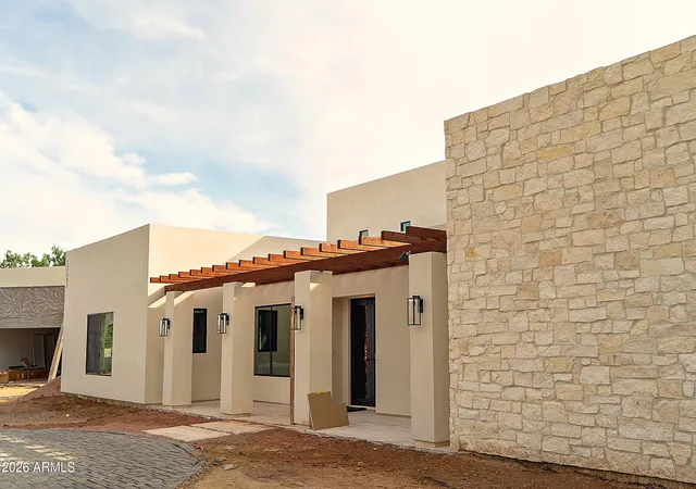 Photo 2 of Single family home for sale at 13202 N 76th Place, Scottsdale, AZ 85260 | MLS# 7036299 | Listing updated on 2026-10-08