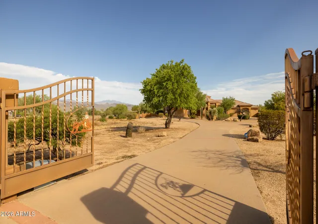 Photo 4 of Single family home for sale at 17047 E Dixileta Dr, Rio Verde, AZ 85263 | MLS# 7066451 | Listing updated on 2026-09-15