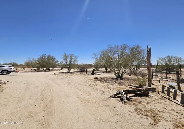 Photo 3 of Manufactured home for sale at 11761 N Abel Pl, Florence, AZ 85132 | MLS# 7077878 | Listing updated on 2026-09-11