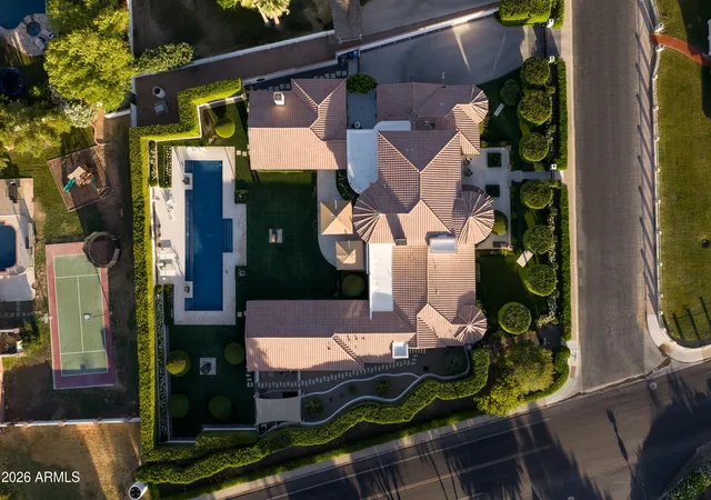 Photo 8 of Mansion for sale at 4908 E Calle Del Medio, Phoenix, AZ 85018 | MLS# 7074085 | Listing updated on 2026-09-08