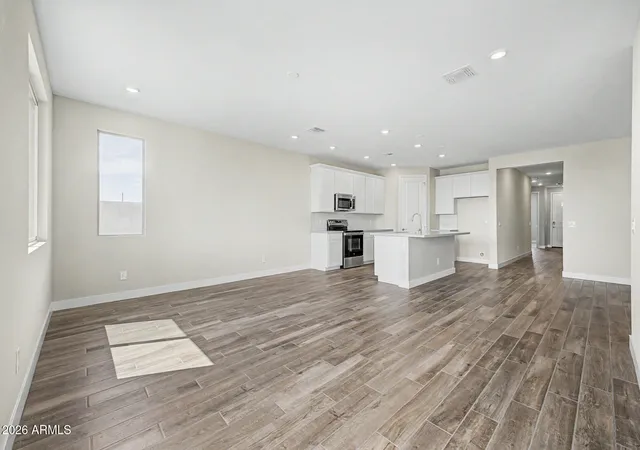 Photo 2 of Single family home for sale at 5261 E Cassidy Ln, San Tan Valley, AZ 85144 | MLS# 7038674 | Listing updated on 2026-10-03