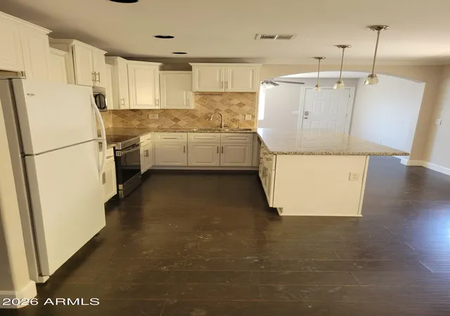 Photo 3 of Single family home for sale at 6720 E Arbor Ave, Mesa, AZ 85206 | MLS# 7038774 | Listing updated on 2026-09-12