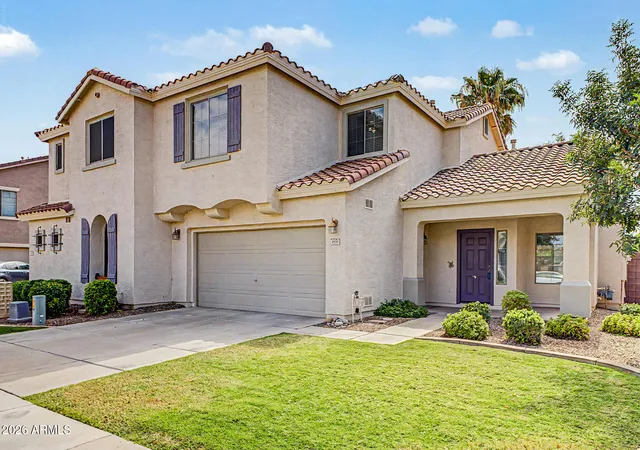 Photo 2 of Sale Pending at 3850 S Laurel Way, Chandler, AZ 85286 | MLS# 7040481 | Listing updated on 2026-09-10