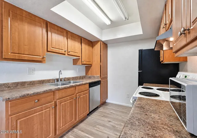 Photo 3 of Townhouse for sale at 3810 N Maryvale Pkwy #2055, Phoenix, AZ 85031 | MLS# 7043488 | Listing updated on 2026-10-30