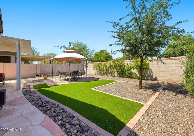 Photo 3 of Single family home for sale at 8844 E Sharon Dr, Scottsdale, AZ 85260 | MLS# 7047838 | Listing updated on 2026-09-17