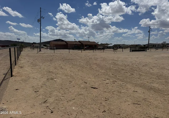 Photo 4 of Single family home for sale at 37628 W Illini St, Tonopah, AZ 85354 | MLS# 7042160 | Listing updated on 2026-09-09