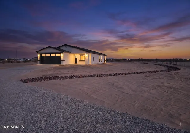 Photo 3 of Sale Pending at 36084 W Hadley St, Tonopah, AZ 85354 | MLS# 7043570 | Listing updated on 2026-09-14