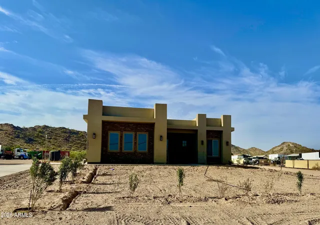 Photo 3 of Single family home for sale at 18815 W Arlington Rd, Buckeye, AZ 85326 | MLS# 7045786 | Listing updated on 2026-09-09