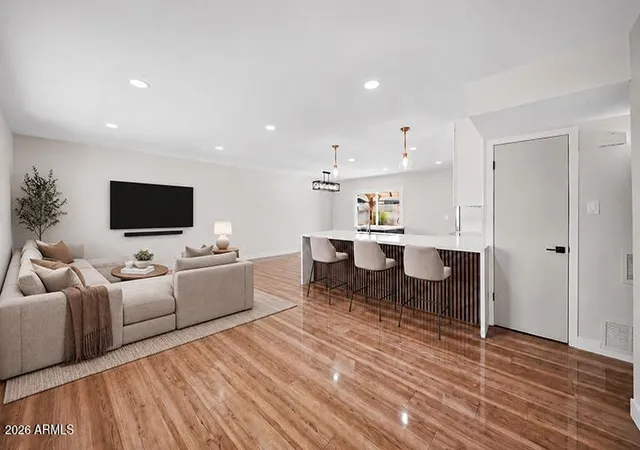 Photo 4 of Single family home for sale at 8114 E Jackrabbit Rd, Scottsdale, AZ 85250 | MLS# 7050519 | Listing updated on 2026-09-16