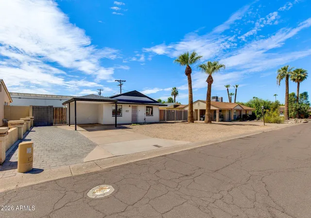 Photo 4 of Single family home for sale at 4609 E Almeria Rd, Phoenix, AZ 85008 | MLS# 7074749 | Listing updated on 2026-09-18