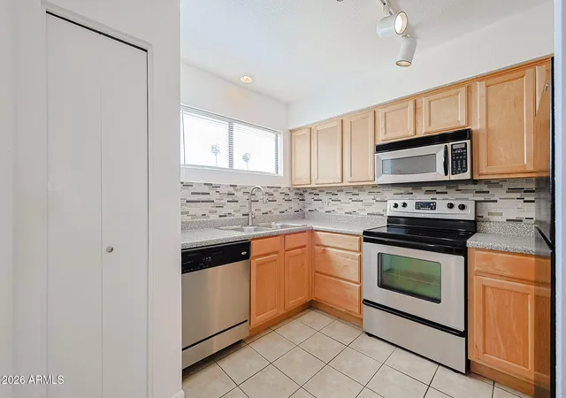 Photo 3 of Condo for sale at 11640 N 51st Avenue #212, Glendale, AZ 85304 | MLS# 7049541 | Listing updated on 2026-09-14