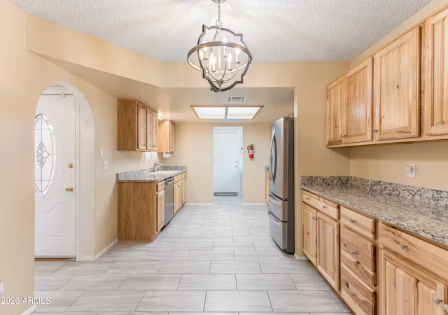 Photo 4 of Townhouse for sale at 485 E Vía Luna Rd, Sierra Vista, AZ 85635 | MLS# 7049872 | Listing updated on 2026-10-03