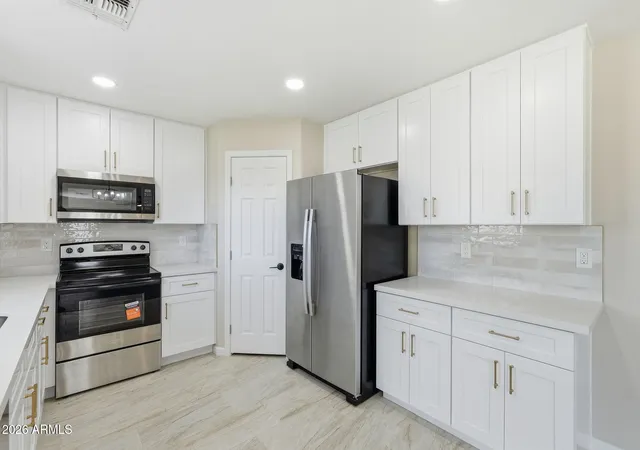 Photo 3 of Single family home for sale at 38550 N La Grange Ln, Queen Creek, AZ 85140 | MLS# 7051476 | Listing updated on 2026-09-22