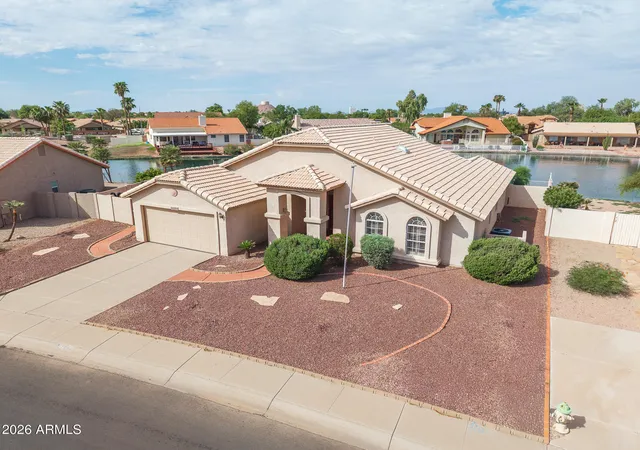 Photo 3 of Single family home for sale at 2081 N Pebble Beach Dr, Casa Grande, AZ 85122 | MLS# 7079323 | Listing updated on 2026-09-12