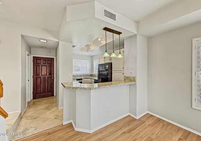 Listing Photo 4 - Condo for sale in building located at 10019 E Mountain Vw Rd, Scottsdale, AZ 85258 - Unit #1105