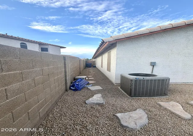 Photo 38 of Single family home for sale at 7939 W Kimberly Way, Glendale, AZ 85308 | MLS# 7055103 | Listing updated on 2026-10-05