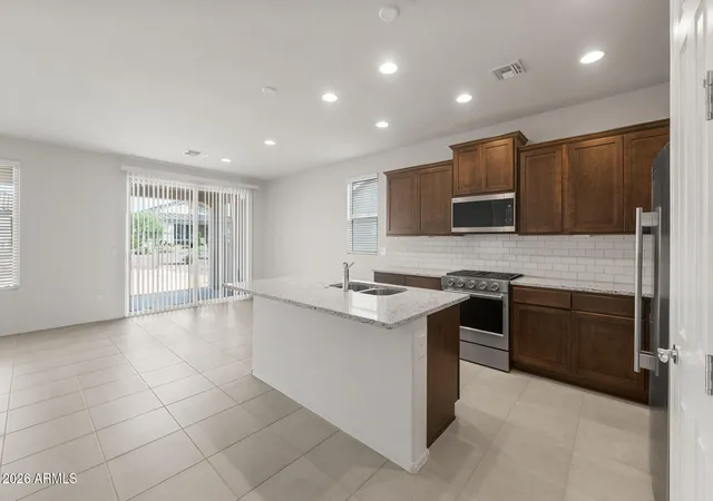 Photo 4 of Single family home for sale at 26945 W Melinda Ln, Buckeye, AZ 85396 | MLS# 7057303 | Listing updated on 2026-09-09