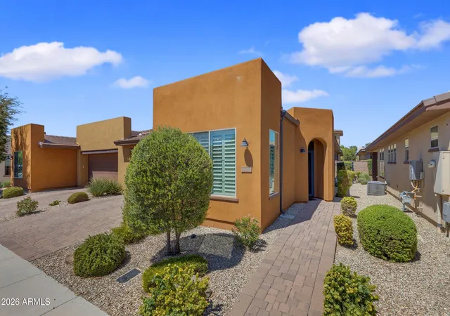 Photo 2 of Townhouse for sale at 708 E Cobble Stone Dr, Queen Creek, AZ 85140 | MLS# 7078065 | Listing updated on 2026-09-13