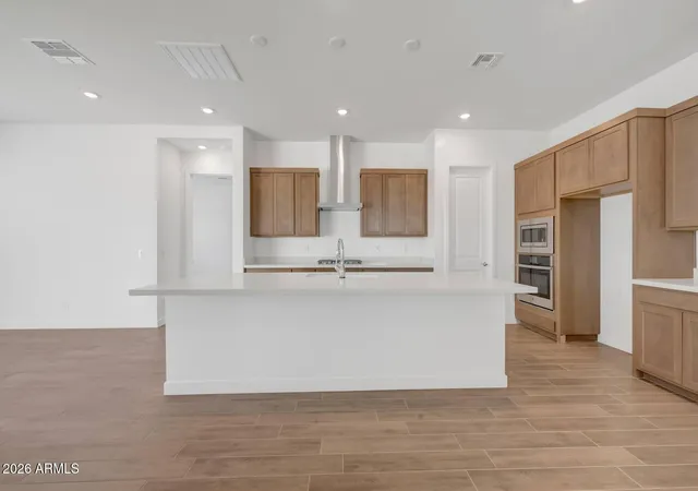 Photo 3 of Single family home for sale at 309 E La Estela Ln, San Tan Valley, AZ 85140 | MLS# 7057878 | Listing updated on 2026-09-18