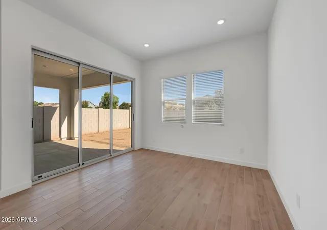 Photo 4 of Single family home for sale at 309 E La Estela Ln, San Tan Valley, AZ 85140 | MLS# 7057878 | Listing updated on 2026-09-18