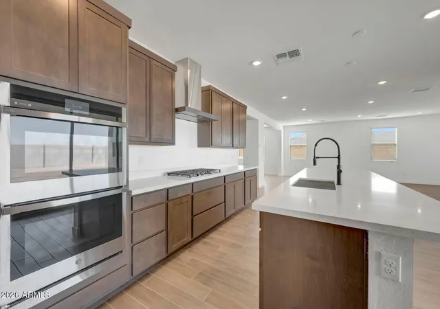 Photo 3 of Single family home for sale at 342 E La Estela Ln, San Tan Valley, AZ 85140 | MLS# 7057894 | Listing updated on 2026-09-10