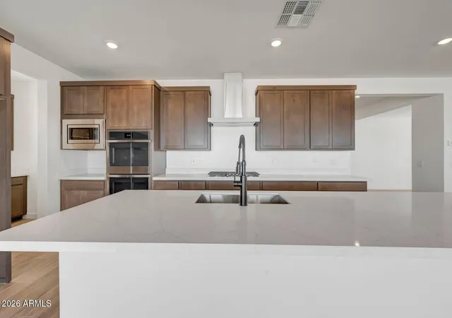Photo 3 of Single family home for sale at 342 E La Estela Ln, San Tan Valley, AZ 85140 | MLS# 7057894 | Listing updated on 2026-09-10