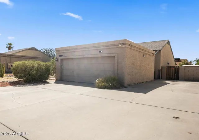 Photo 3 of Single family home for sale at 1225 E Kristal Way, Phoenix, AZ 85024 | MLS# 7073918 | Listing updated on 2026-09-20
