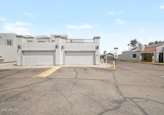 Townhouse for sale at 9249 N 47th Drive, Glendale, AZ 85302 | MLS# 7058658