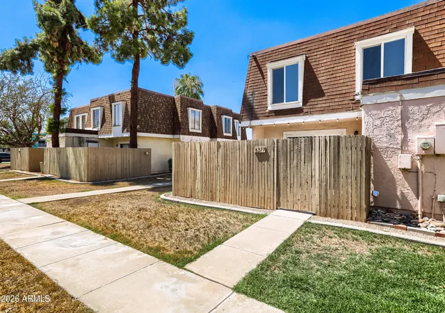 Photo 3 of Townhouse for sale at 8217 N 34th Avenue, Phoenix, AZ 85051 | MLS# 7058979 | Listing updated on 2026-09-03