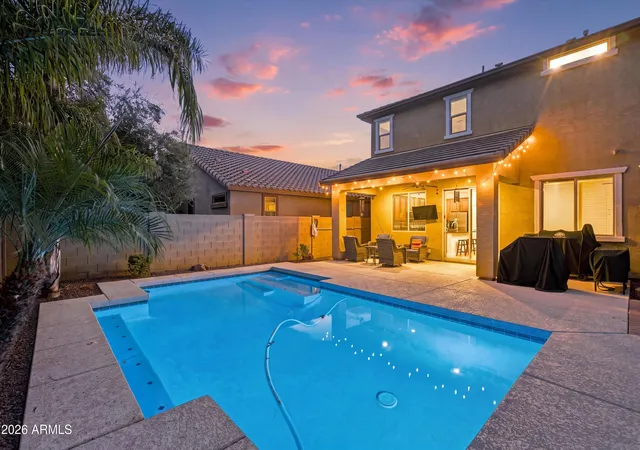 Photo 3 of Single family home for sale at 3501 E Apricot Ln, Gilbert, AZ 85298 | MLS# 7075187 | Listing updated on 2026-09-18