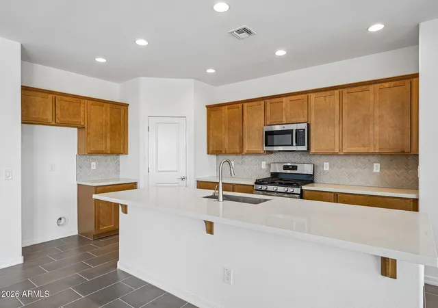 Photo 4 of Sale Pending at 7941 E Renata Ave, Mesa, AZ 85212 | MLS# 7059813 | Listing updated on 2026-09-05