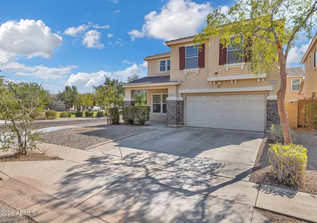 Photo 3 of Sale Pending at 7225 S 40th Avenue, Phoenix, AZ 85041 | MLS# 7074580 | Listing updated on 2026-09-17