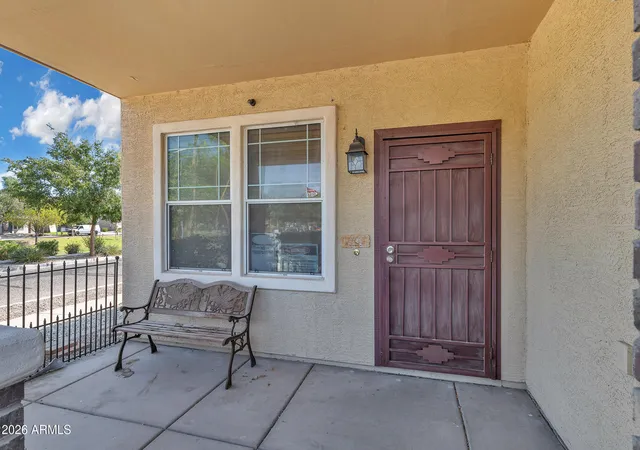 Photo 3 of Sale Pending at 7225 S 40th Avenue, Phoenix, AZ 85041 | MLS# 7074580 | Listing updated on 2026-09-17