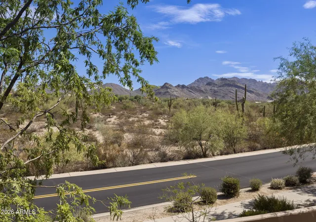 Listing Photo 5 - Condo for sale in building located at 20750 N 87Th St, Scottsdale, AZ 85255 - Unit #2014