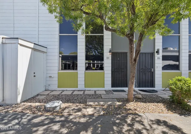Photo 4 of Townhouse for sale at 385 W Pierson St #B4, Phoenix, AZ 85013 | MLS# 7085147 | Listing updated on 2026-09-26