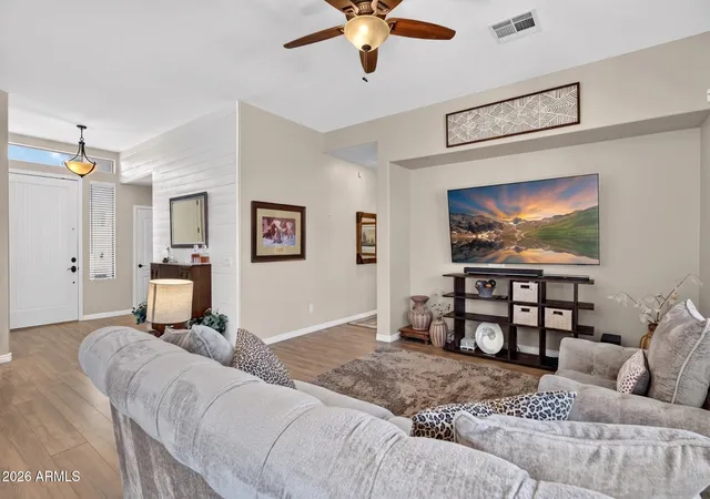 Photo 3 of Single family home for sale at 5016 E Robin Ln, Phoenix, AZ 85054 | MLS# 7070300 | Listing updated on 2026-09-11