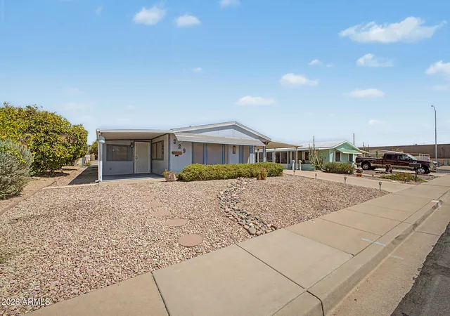 Photo 3 of Manufactured home for sale at 329 S Arroya Cir, Mesa, AZ 85206 | MLS# 7067444 | Listing updated on 2026-09-02