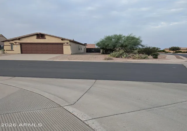 Photo 2 of Single family home for sale at 10691 E Surveyor Ct, Gold Canyon, AZ 85118 | MLS# 7062954 | Listing updated on 2026-09-17