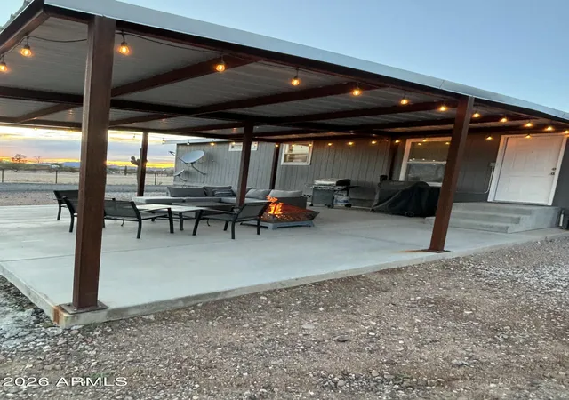 Photo 3 of Manufactured home for sale at 38321 N 251st Avenue, Morristown, AZ 85342 | MLS# 7062810 | Listing updated on 2026-09-08