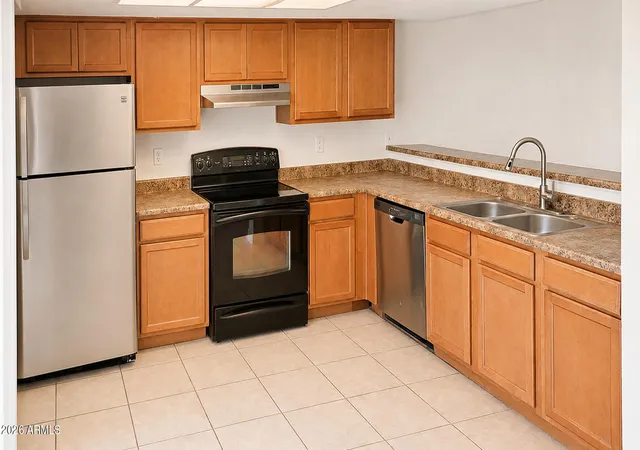 Photo 3 of Townhouse for sale at 4828 W Orangewood Ave #131, Glendale, AZ 85301 | MLS# 7075381 | Listing updated on 2026-09-10