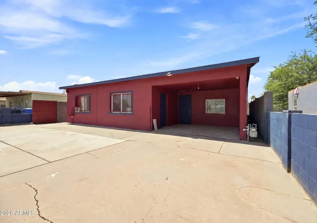 Photo 2 of Single family home for sale at 902 S 30th Drive, Phoenix, AZ 85009 | MLS# 7063017 | Listing updated on 2026-09-03