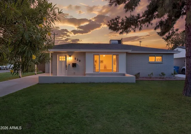Photo 2 of Single family home for sale at 939 E Berridge Ln, Phoenix, AZ 85014 | MLS# 7063357 | Listing updated on 2026-09-13