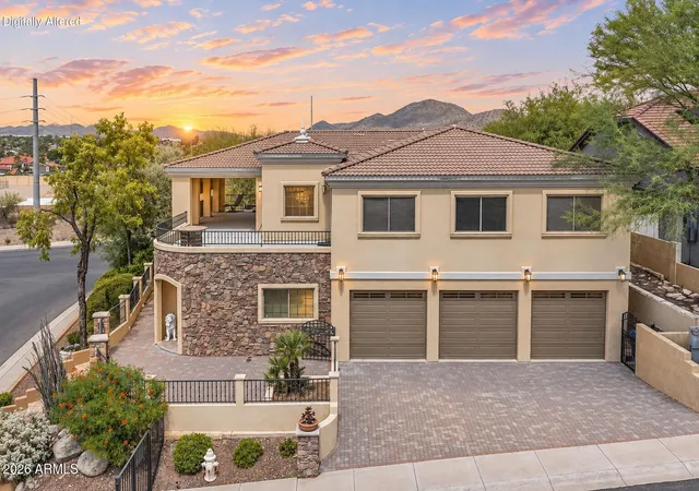 Photo 2 of Single family home for sale at 1304 E Villa Theresa Dr, Phoenix, AZ 85022 | MLS# 7076486 | Listing updated on 2026-09-20