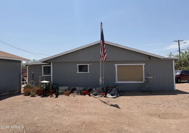 Photo 1 of Sale Pending at 1089 S Warner Dr, Apache Junction, AZ 85120 | MLS# 7064794 | Listing updated on 2026-09-11