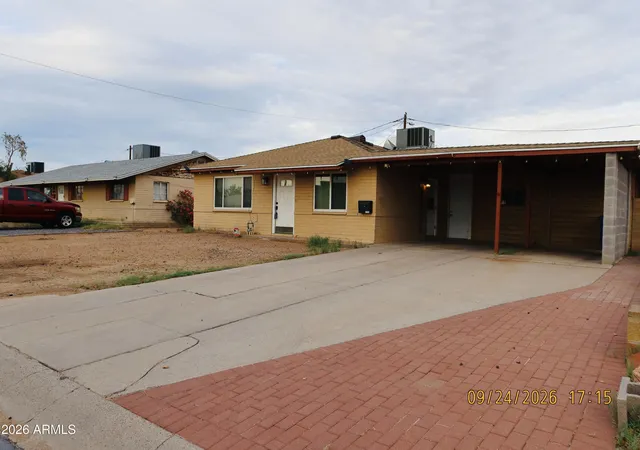 Photo 2 of Single family home for sale at 1711 N 33rd Place, Phoenix, AZ 85008 | MLS# 7065013 | Listing updated on 2026-09-25