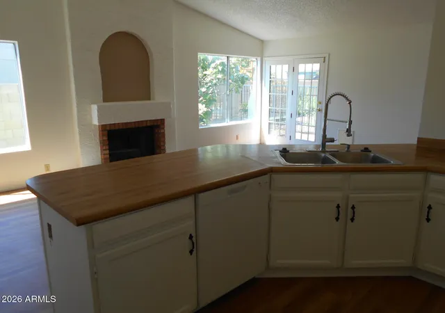 Photo 4 of Single family home for sale at 6532 W Lupine Ave, Glendale, AZ 85304 | MLS# 7065644 | Listing updated on 2026-09-16