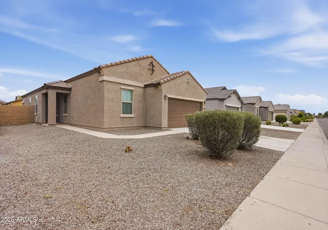 Photo 2 of Single family home for sale at 820 W Nova Pl, Casa Grande, AZ 85122 | MLS# 7073602 | Listing updated on 2026-09-08